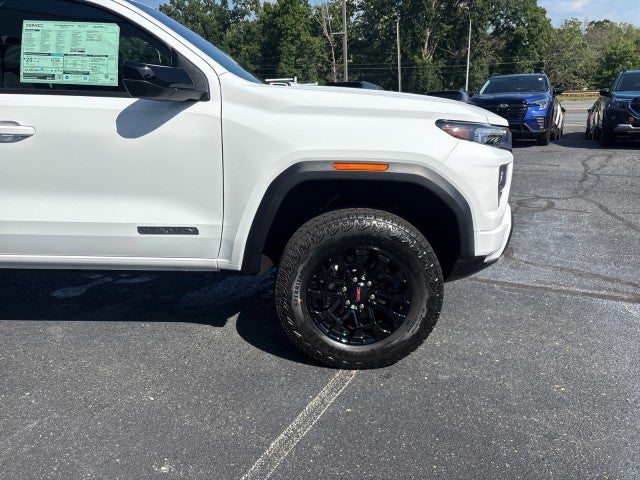 2026 GMC Canyon — detail view
