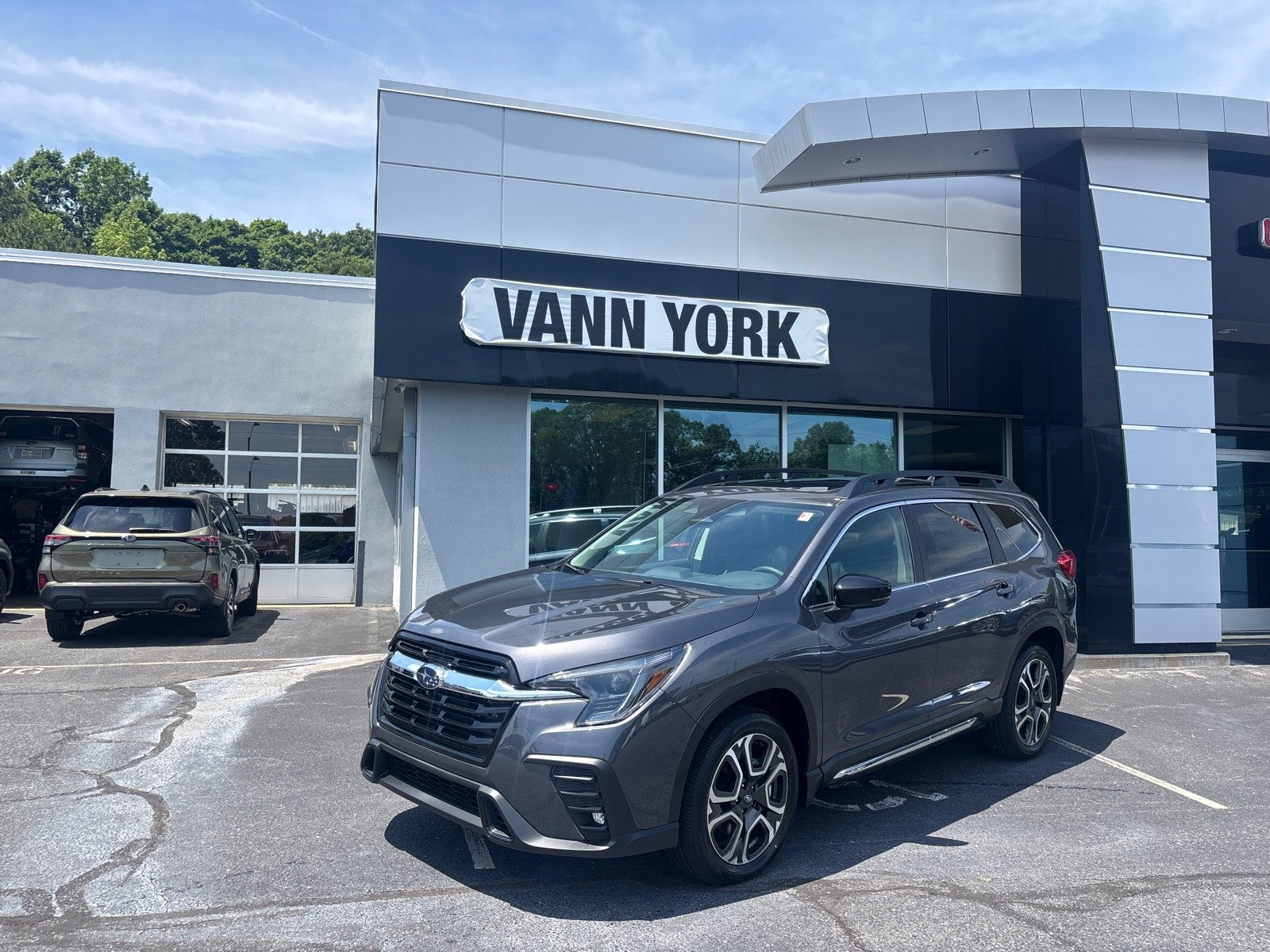 2026 Subaru ASCENT Limited 7-Passenger in Magnetite Gray Metallic — front three-quarter view