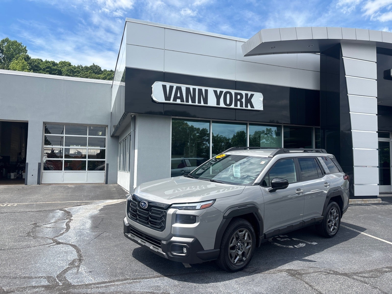 2026 Subaru Outback Premium in River Rock Prl — front three-quarter view