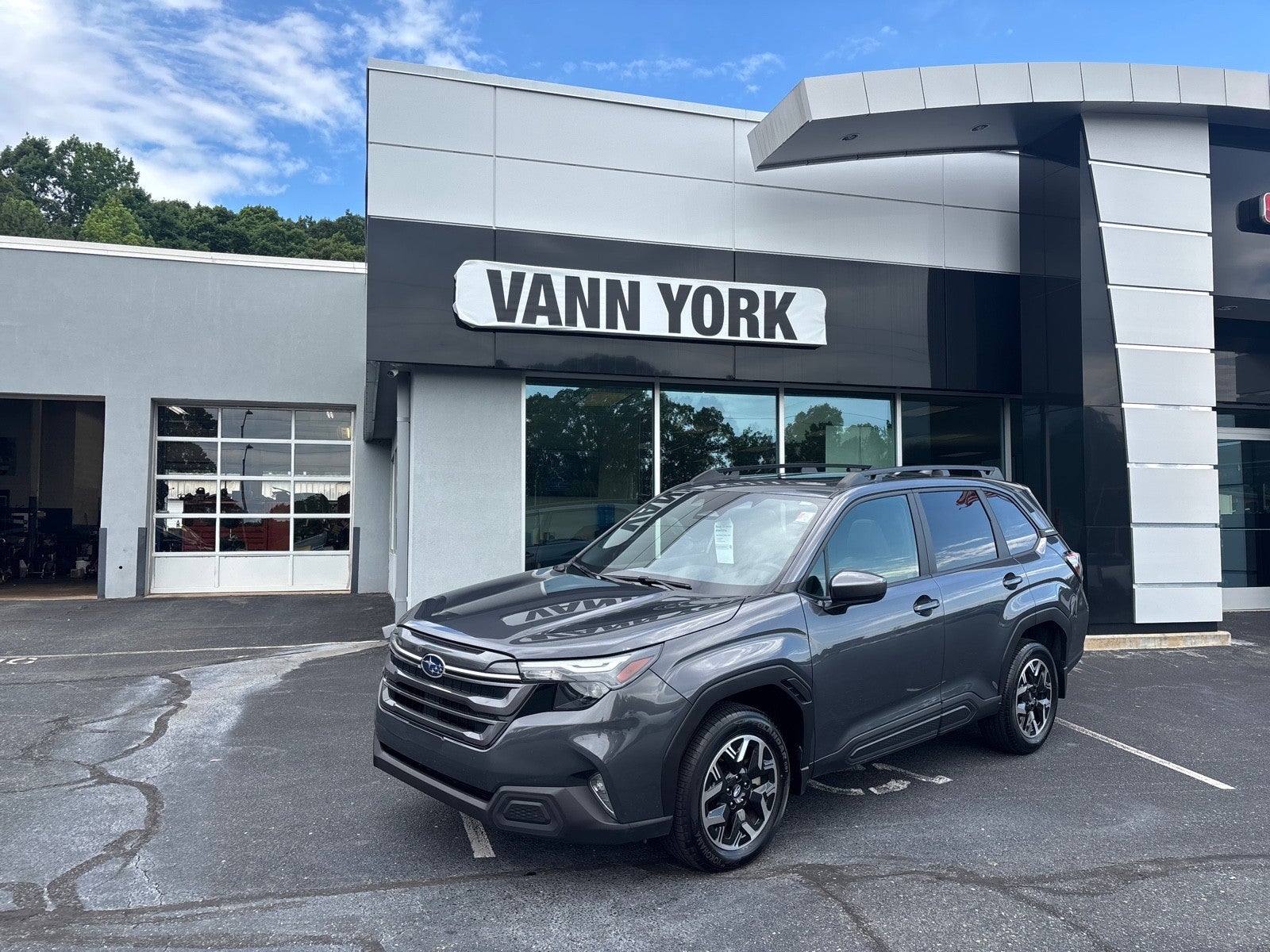 2025 Subaru Forester Premium in Magnetite Gray Metallic — front three-quarter view