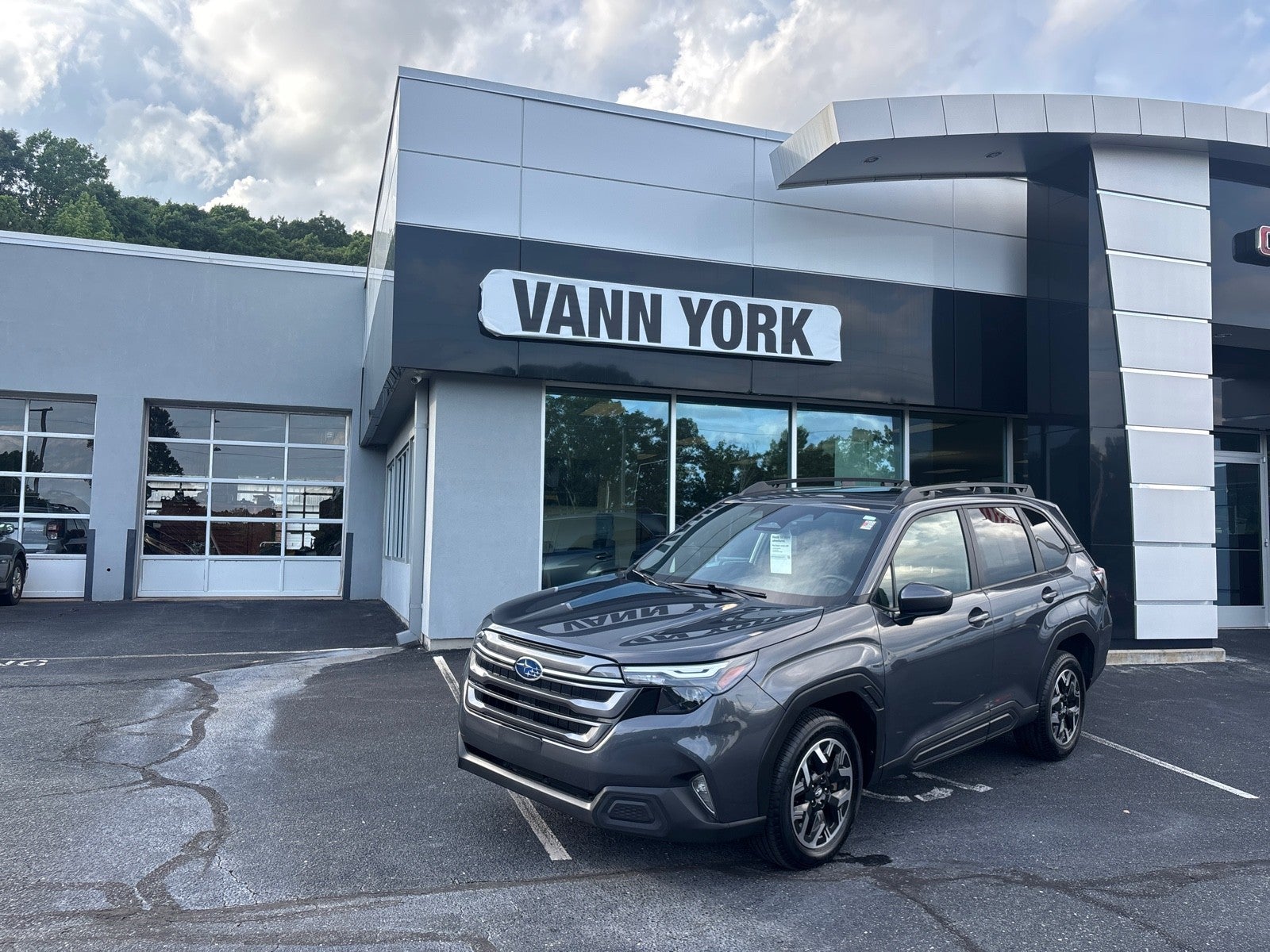 2025 Subaru Forester Premium in Magnetite Gray Metallic — front three-quarter view